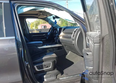 2022 Ram 1500 Laramie 4X4 6'4 Box from USA, damaged, VIN 1C6SRFRT4NN439265